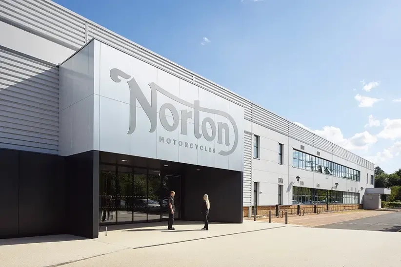 নর্টন মোটরসাইকেলের ইলেকট্রিকের পথে যাত্রাঃ নতুন মডেল তৈরির জন্য ৩০ মাসের একটি নতুন প্রজেক্ট হাতে নেয়া হচ্ছে feature image