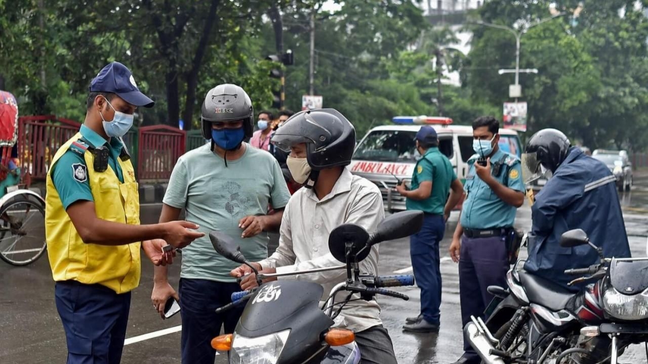 Reasons Motorcycles Get Fined or Legal Cases on the Road feature image