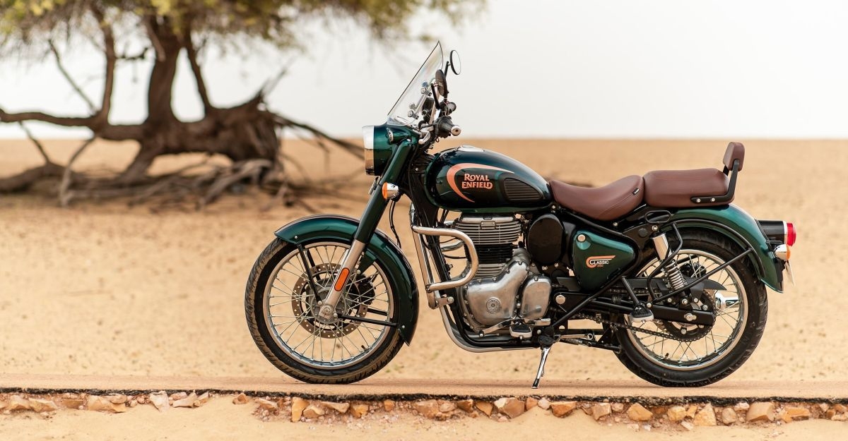 Anuj Mishra’s Review of the Royal Enfield Classic 350: Pros and Cons feature image