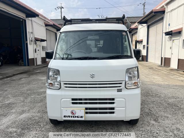 new-project.title-alts.detail.image-gallery.alt