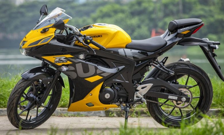 মোটরসাইকেল চালানোর  পোশাক বলতে কি বোঝায় ? বিস্তারিত আলোচনা feature image