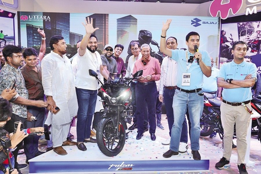 Uttara Motors Launches Bajaj Pulsar F250 Dual-Channel ABS in Bangladesh feature image