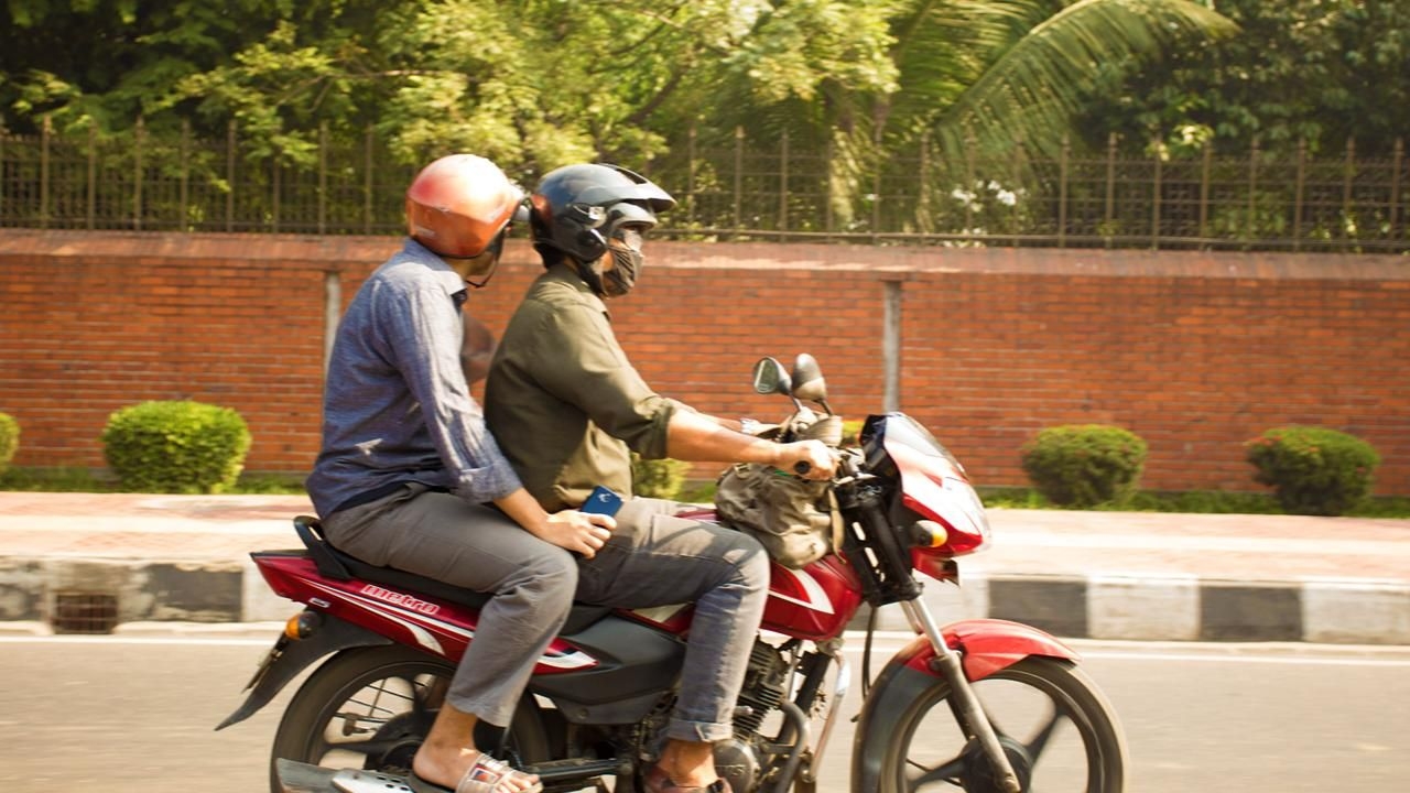 Riding with a Pillion: Responsibilities for Rider and Pillion feature image