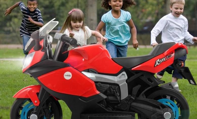 Safety Tips for Kids Riding on Motorcycles feature image