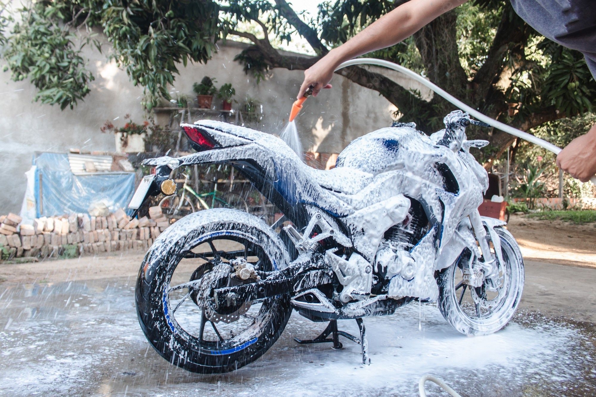 10 Best Motorcycle Repair Shops in Dhaka feature image
