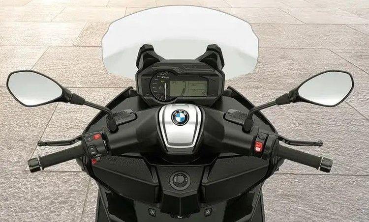 new-project.title-alts.detail.image-gallery.alt