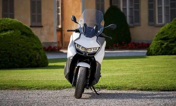 new-project.title-alts.detail.image-gallery.alt