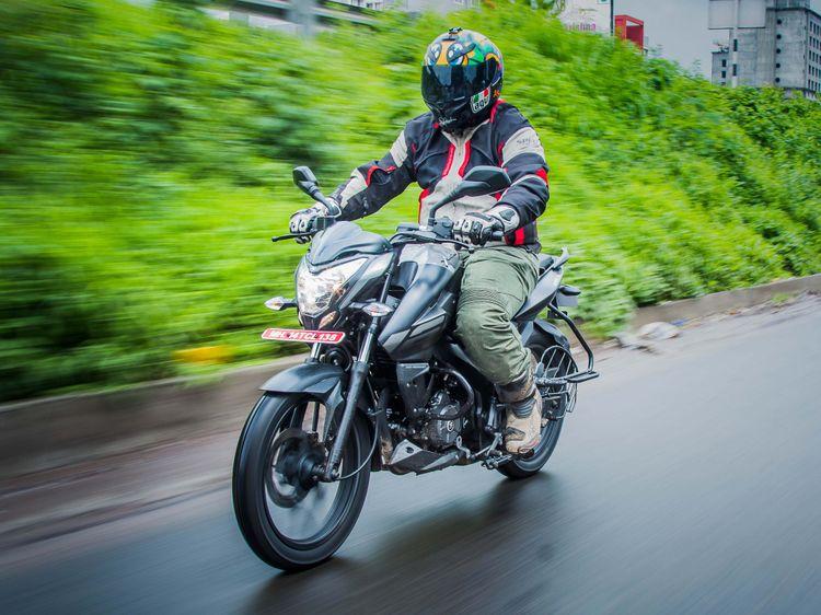 Bajaj Pulsar NS160 FI