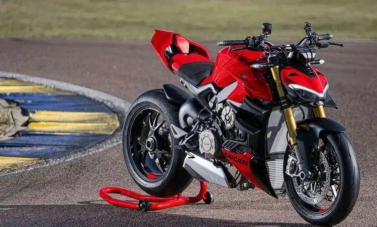 Ducati Streetfighter V4