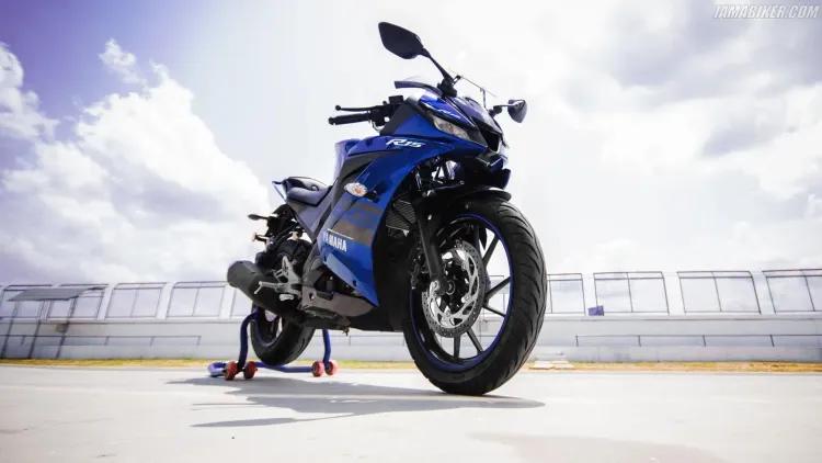 Yamaha R15 V3 Monster Edition