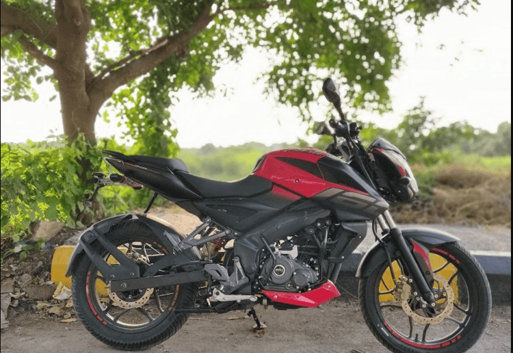 Bajaj Pulsar NS150 Twin Disc