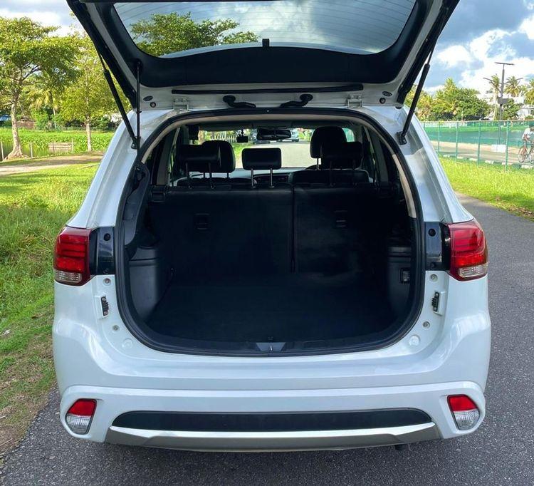 new-project.title-alts.detail.image-gallery.alt