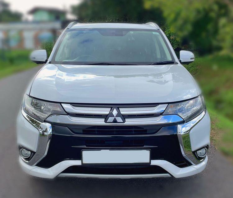 new-project.title-alts.detail.image-gallery.alt