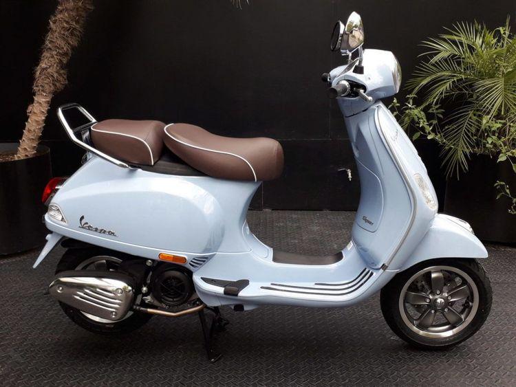 Vespa Elegante 150