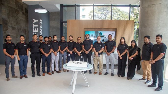 টয়োটা বাংলাদেশের নতুন অধ্যায়: তেজগাঁওয়ে নতুন শোরুম উদ্বোধন feature image