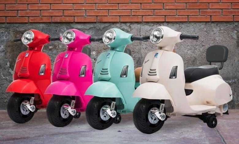 Detailed Information on the Top 5 Vespa Scooters feature image